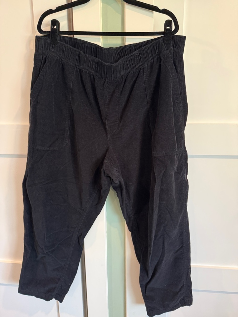 Old Navy Women’s Black Corduroy Elastic-Waist Pants